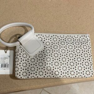HOBO White Floral Pattern Wristlet